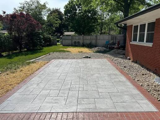 Decorative concrete patio with a contrasting border